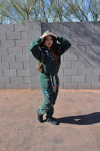 Load image into Gallery viewer, “GREEN STITCH” SWEATSUIT