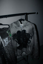 Load image into Gallery viewer, White“Ms Mḗdeia”SWEATSUIT

